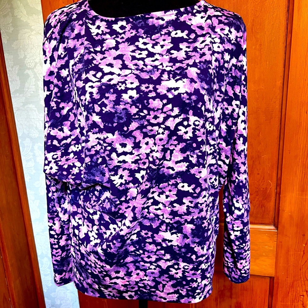 LuLaRoe Linda Top